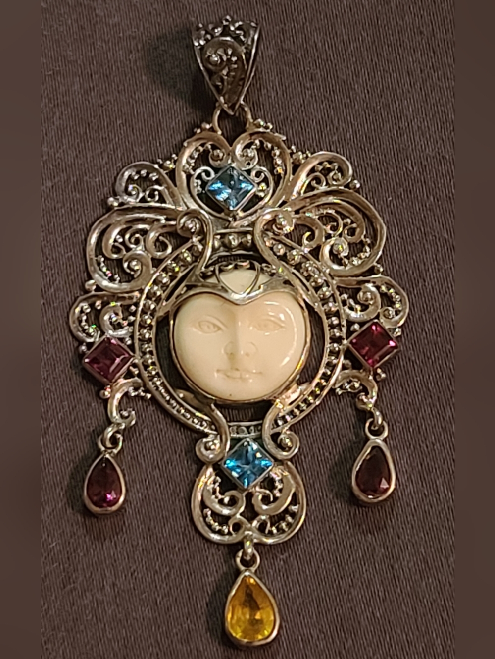 Beautiful Ornate Indonesian Carved Moon Face Multi Gem Pendant 925 Stamped Siver - Picture 3 of 14